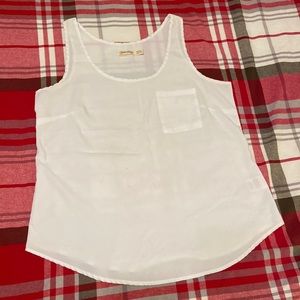 White pocket tank top